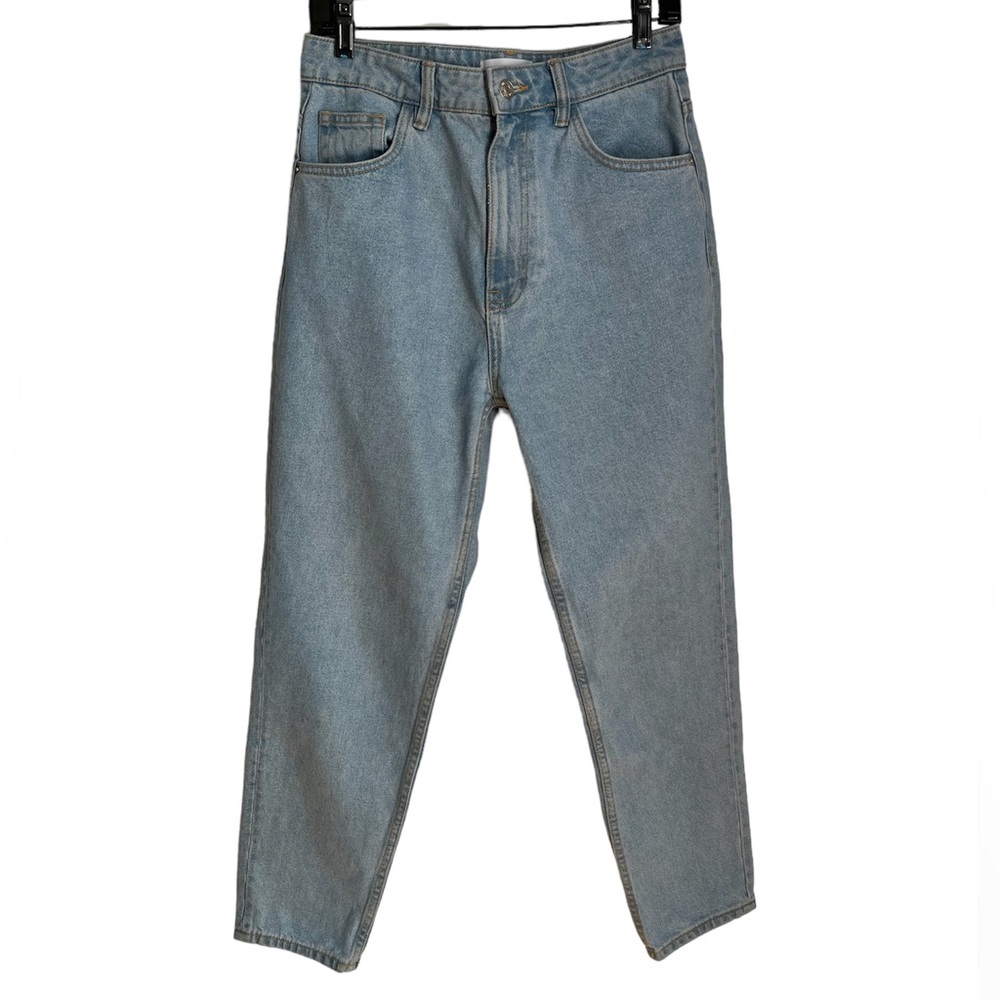 ZARA HIGH WAISTED MOM JEANS